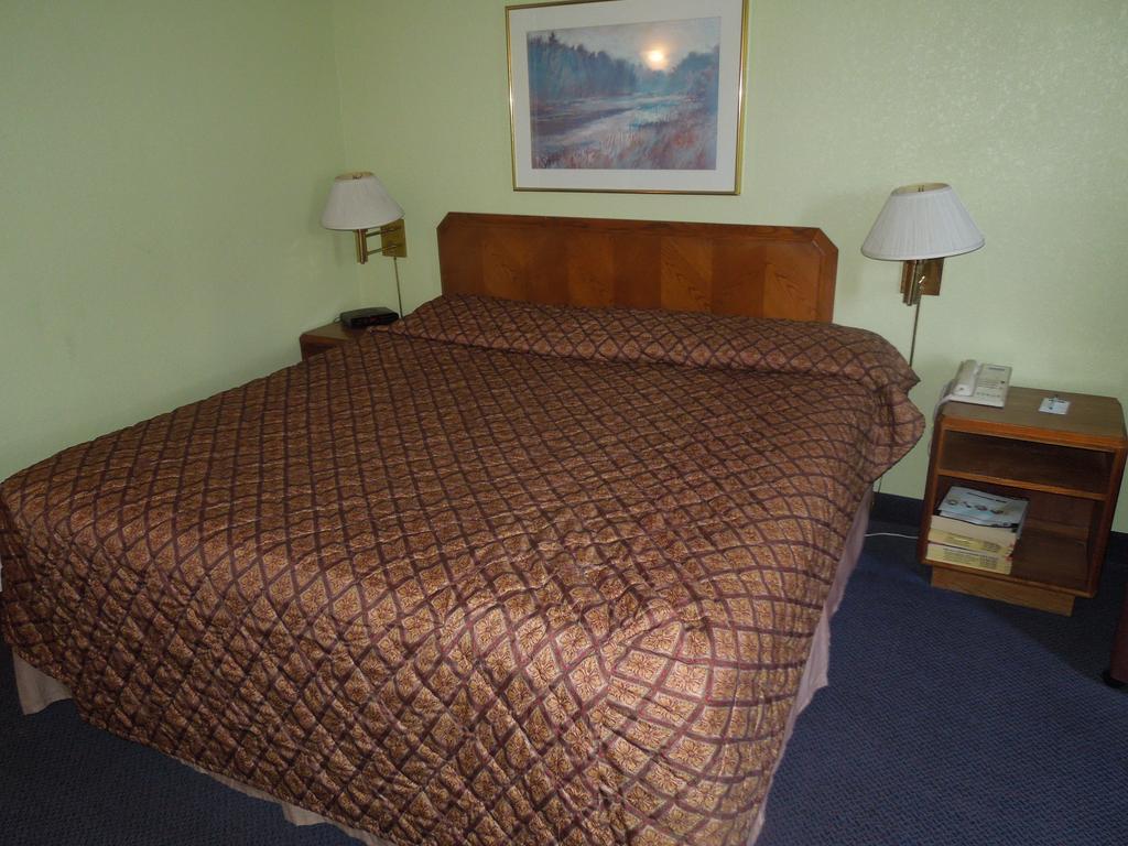 Travelodge - Cincinnati Sharonville Pokoj fotografie